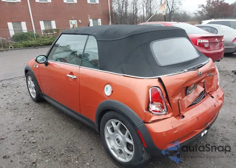 2005 Mini Cooper S z USA, uszkodzony, nr VIN WMWRH334X5TF81383